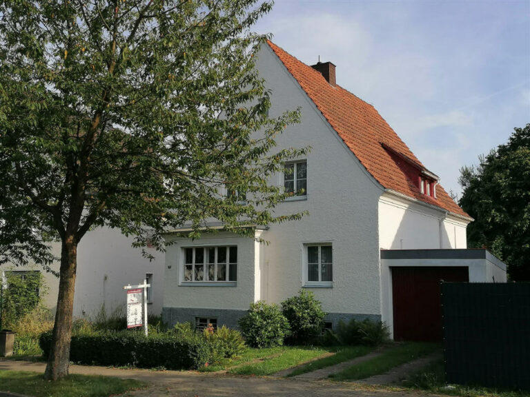 Ideal für Handwerker! Sanierungsbedürftiges Einfamilienhaus in guter Lage von Herford