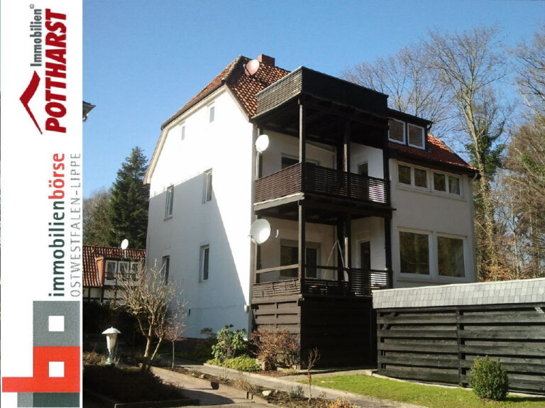 3 Zi.-Wohnung mit großem Sonnenbalkon und Blick ins Grüne!